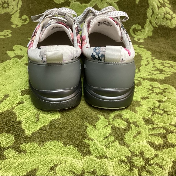 Alegria Traq shoes - Picture 4 of 5